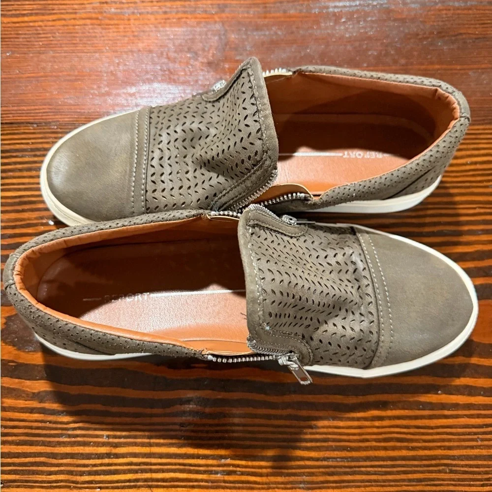 Report Women's Perforated Slip-On Sneakers  size 9 wide